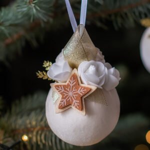 Rankų darbo žaislas elegancija